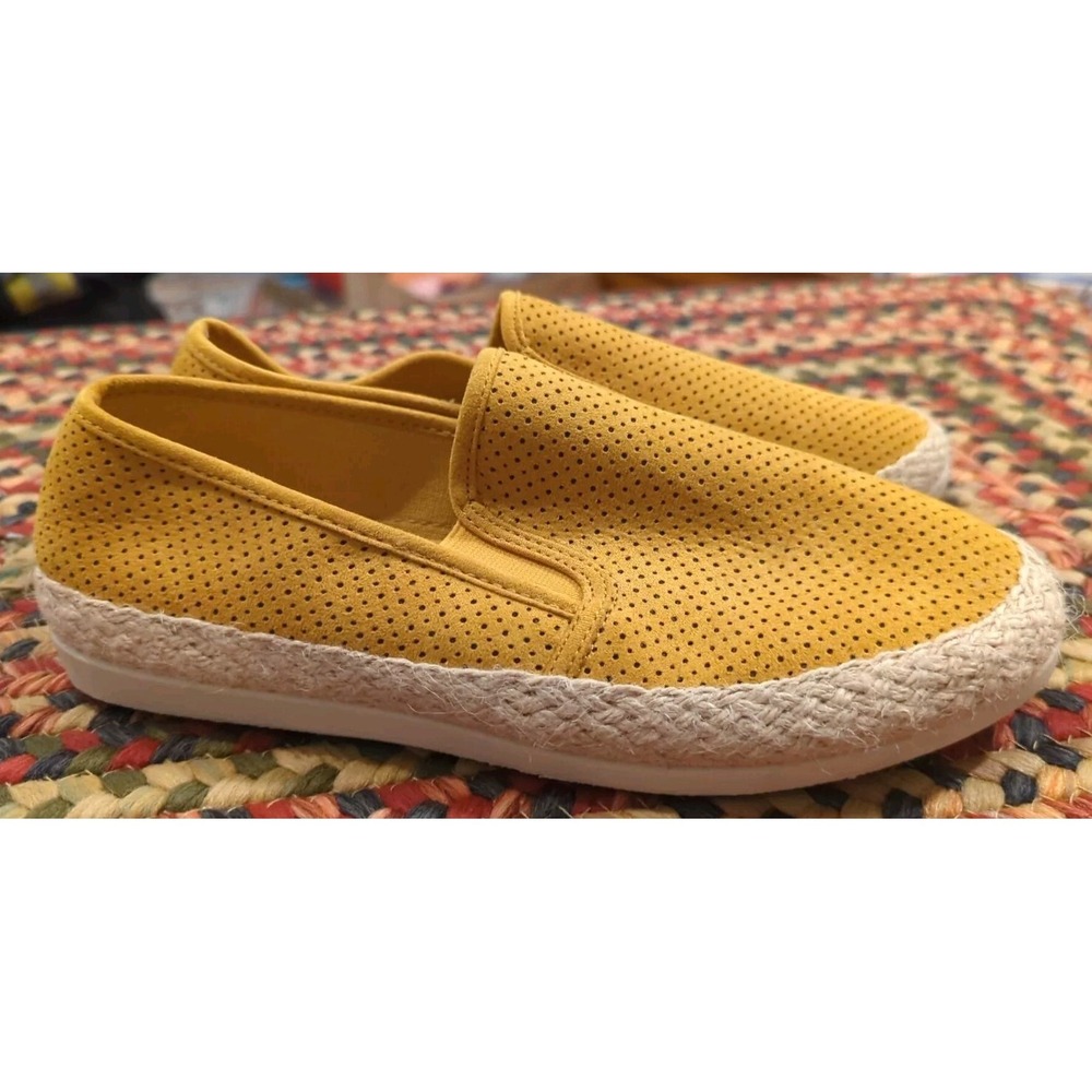 Esprit Mustard Color Womens Size 8 Slip On Espadrilles Suede Leather Very Pretty